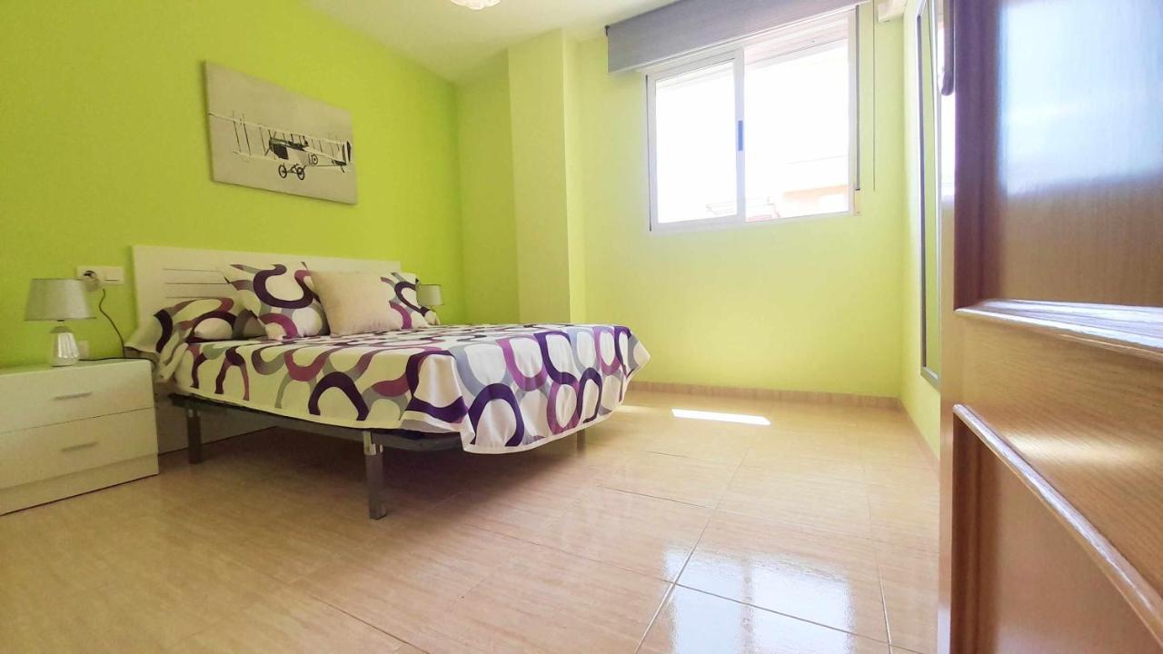 Ayf Frontal Al Marterraza De 40M Y 3 Habitaciones Оропеса дел Мар Екстериор снимка